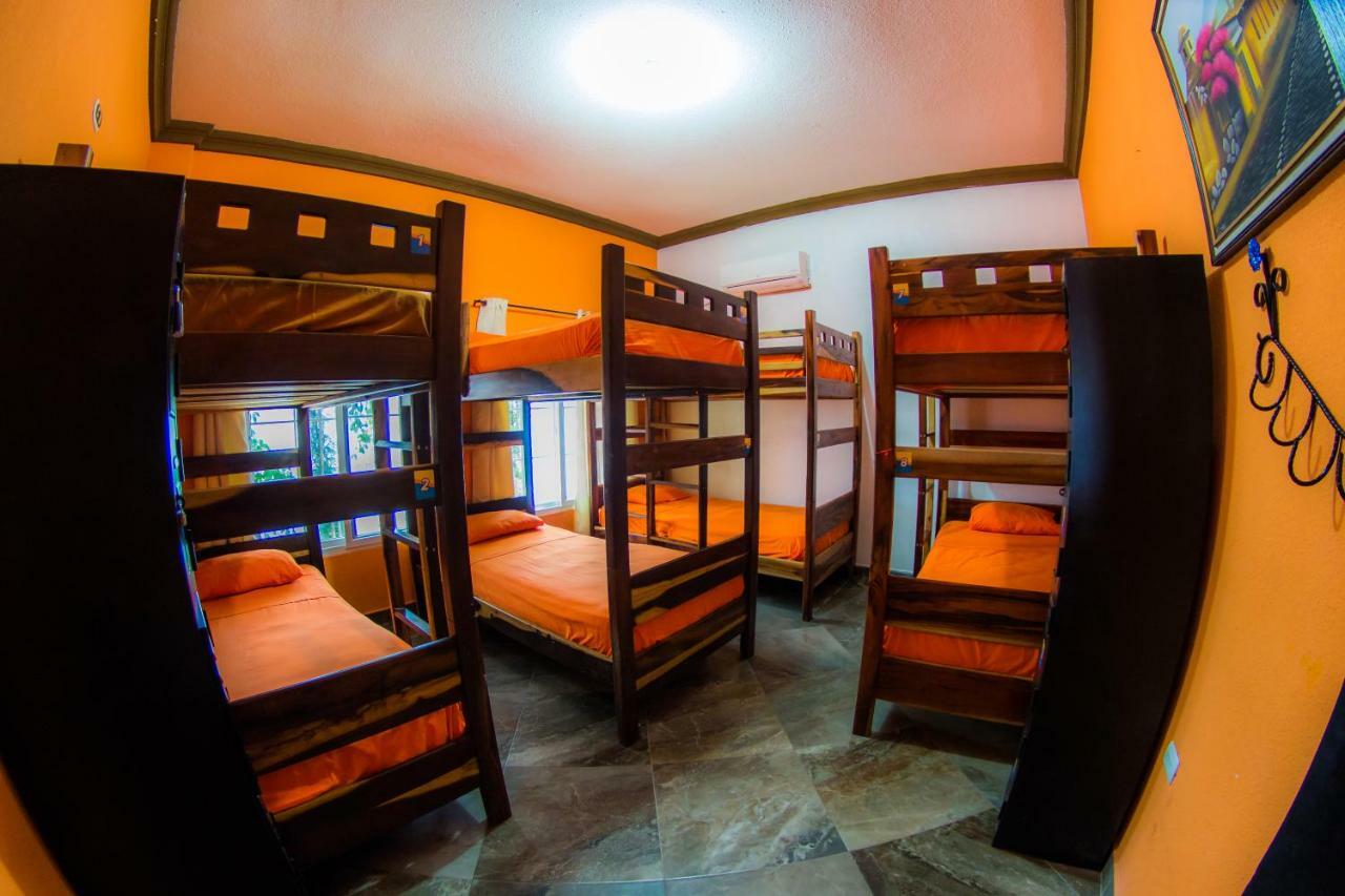Hostal Casa De Grethel Flores Eksteriør bilde